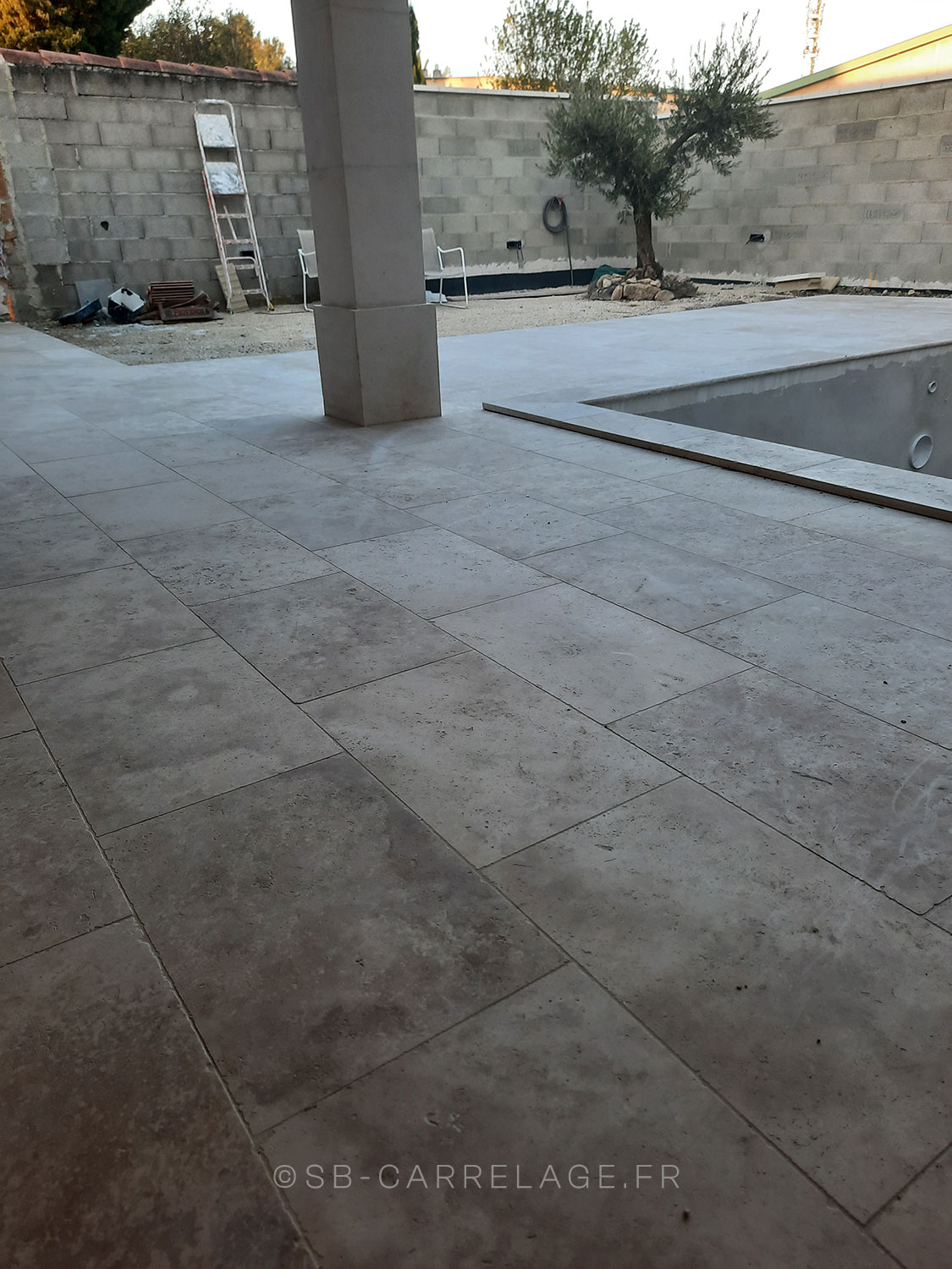 SB CARRELAGE extérieur piscine sol